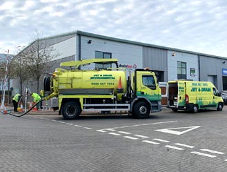Vacuum Tanker on Site London
